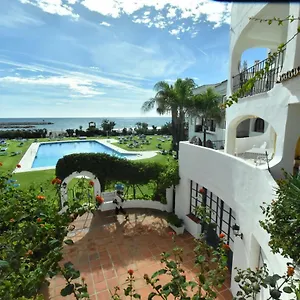 Cabopino Apartament, Marbella's Beach Apartment Marbella